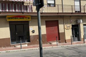 Locale 40 mq uso negozio, ufficio, magazzino