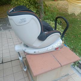 Britax Römer DUALFIX 360° 0-18 kg
