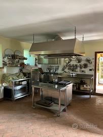 Arredamento completo taverna