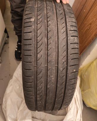 4 pneumatici estivi Pirelli Powergy 235/55 R17