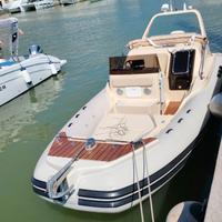 Gommone 8x3m cabinato con carrello SCONTO 10%