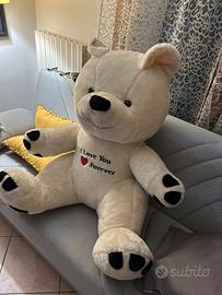 Orso bianco peluche