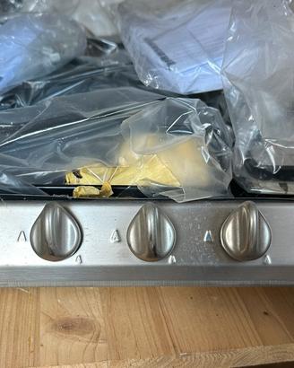 Piano cottura SMEG nuovo, ancora imballato