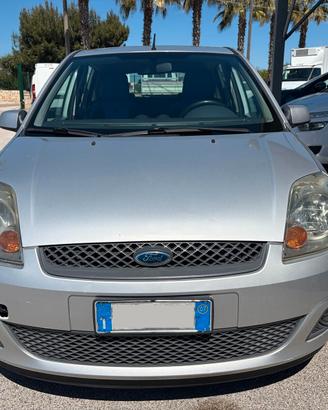Ford Fiesta 1.4 TDCi 5p. Ghia