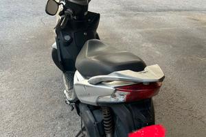 AGILITY 50cc r16+ 2 Tempi