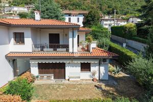 CASA SEMINDIPENDENTE A SARNICO