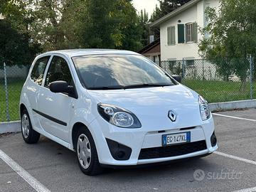 Renault Twingo 1.2 lev Miss Sixty 75cv