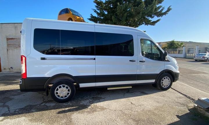 Ambulanza ford transit passo lungo disabili