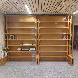 Libreria in legno massello