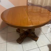Tavolo tondo in legno allungabile