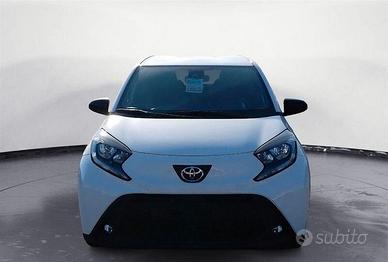 Toyota Aygo X 1.0 VVT-i 72 CV 5 porte Active KM 0 