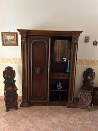 Mobile di ingresso stile vecchia America