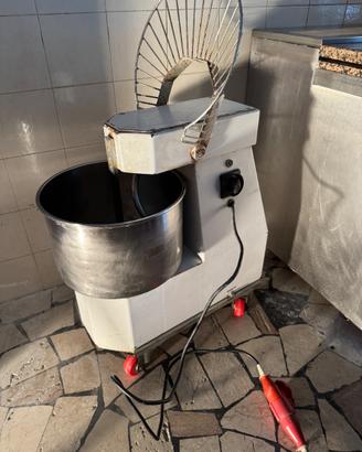 Impastatrice professionale a spirale - vasca Ø35 c