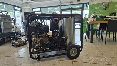 idropulitrice industriale a caldo autonoma