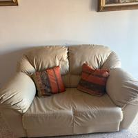 Divano 2 posti semipelle