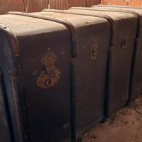 Cassettone con ripiani