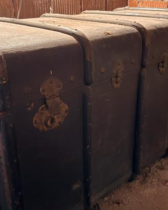 Cassettone con ripiani