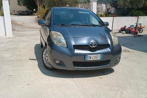 TOYOTA Yaris 2ª serie - 2009 MOTORE RIFATTO NUOVO