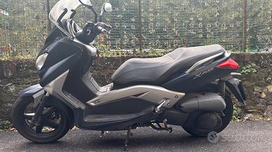 Yamaha X-Max 250 - 2011