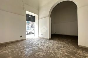 NEGOZIO A CATANIA