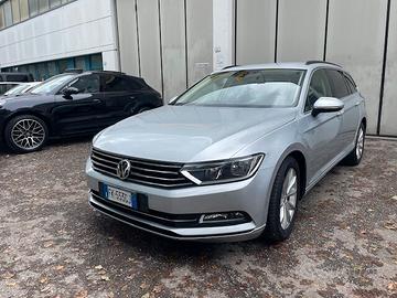 Volkswagen Passat Variant 1.6 TDI Trendline BlueMo