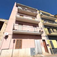 3 LOCALI A SANTA FLAVIA