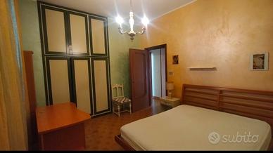 Letto matrimoniale legno