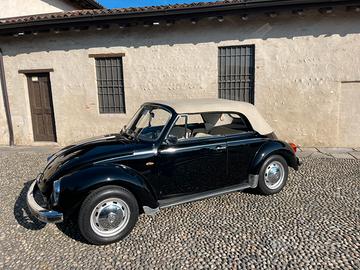 Volkswagen Maggiolone 1303 cabrio
