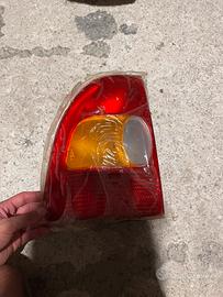 Fanale sx  posteriore fiat strada