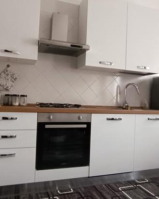 Cucina componibile completa forno+lavastoviglie 
