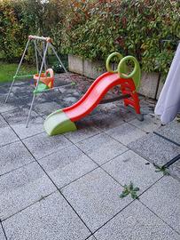 Altalena, scivolo, giochi da giardino