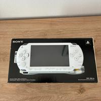 Sony PSP-1004 colore Ceramic White