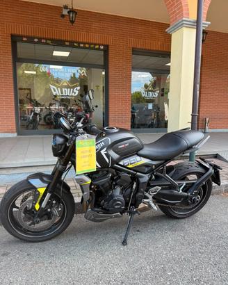 Triumph Trident 660 A 3450€ OPERAZIONE 50%