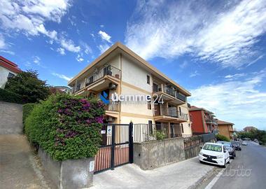 Appartamento di 160 m² con più di 5 locali e box a