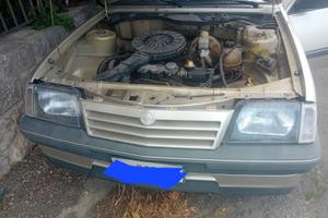 Automobile opel