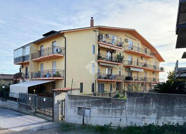 4 LOCALI A SANTA MARIA IMBARO