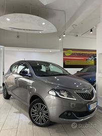 Lancia Ypsilon 1.0 FireFly 5 porte S&S Hybrid Ecoc