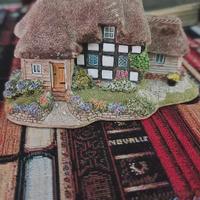 Lilliput Lane  Cottage Foxglove Fields