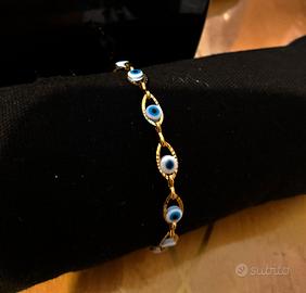  bracciale con charm occhi contro malocchio 