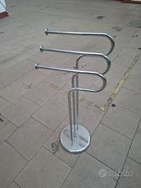 piantana porta asciugamani 