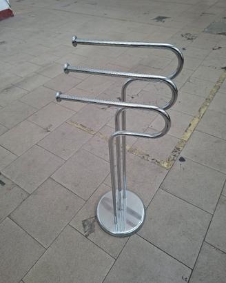 piantana porta asciugamani 