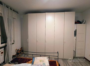 Armadio a 6 ante battenti con angolo a sinistra
