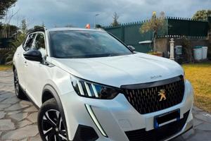 PEUGEOT 2008 GT PARI AL NUOVO 19k km