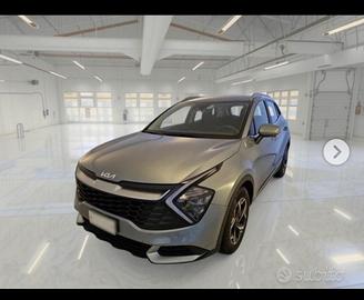 Nuova Kia Sportage 1.6 CRDi Ibrida DCT Business Li