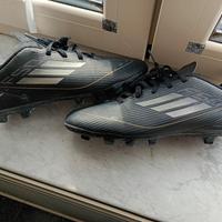 Scarpe da calcio numero 37