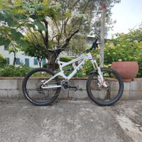 MTB full Gt force 3.0