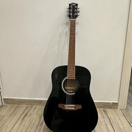 Chitarra eko acustica elettrificata