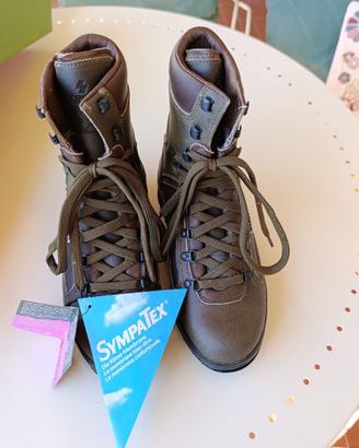 SCARPONI DA TREKKING MONTAGNA TG. 41 NUOVE CRISPI