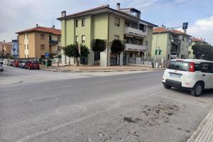 Locale commerciale falconara marittima