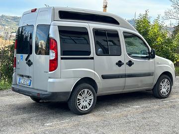 FIAT DOBLO trasporto disabili carrozzina pedana
